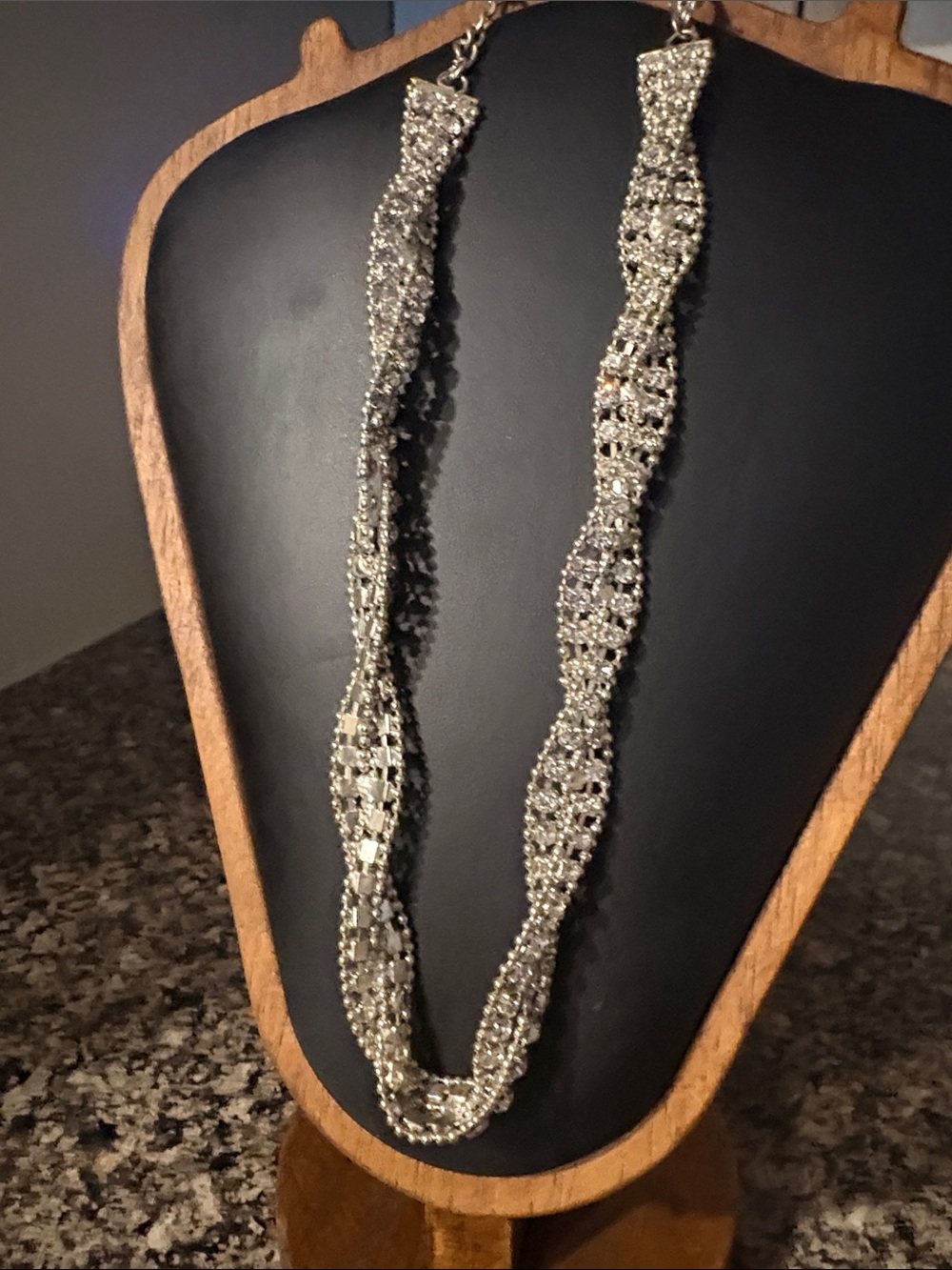 Claire's Sparkling Silver Twisted Necklace